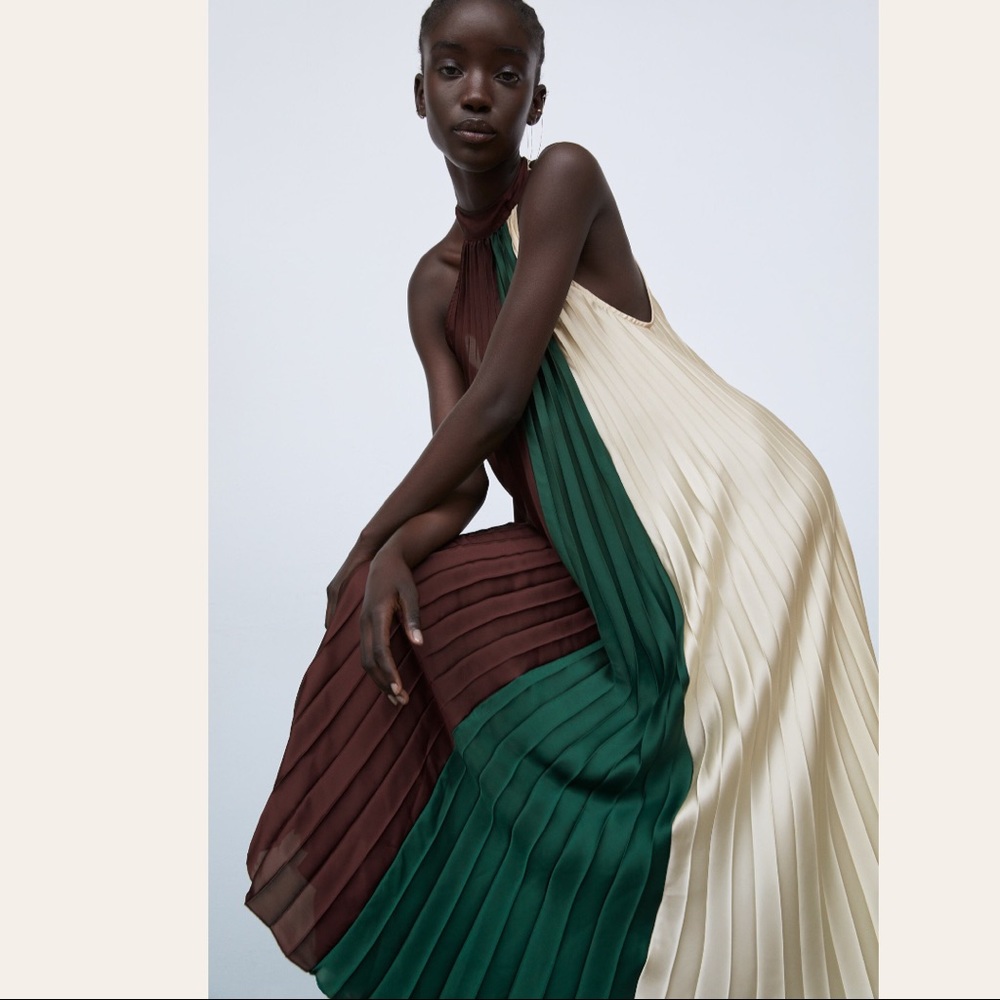 Zara  Satin Color Block High Neck Keyhole Bow Back Sleeveless Pleated Maxi Dress